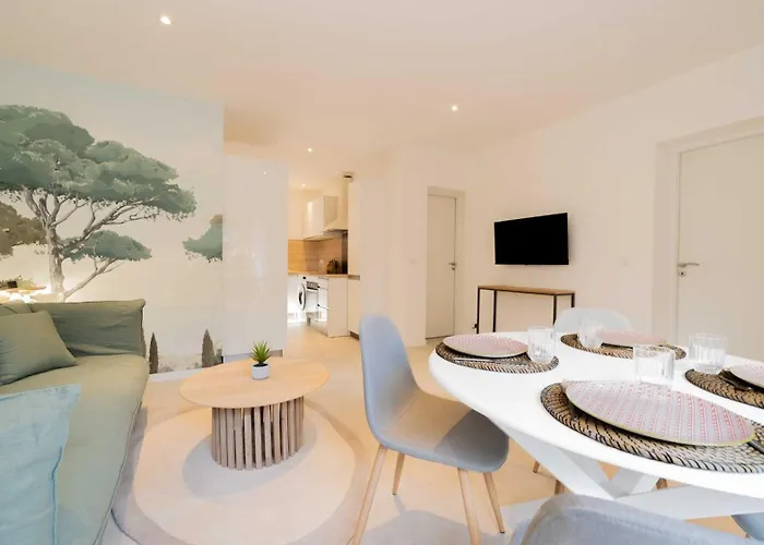 Bright - Ac - 2br-4p - Gassin Appartement *